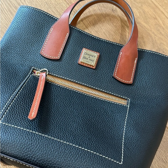 EUC Dooney & Bourke - Pebble Grain Brinley - Black Leather - Picture 4 of 15
